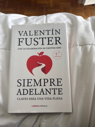 Libro “siempre adelante”