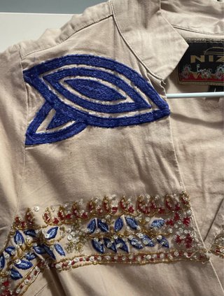 Blusa Niza Beige Bordada Talla L