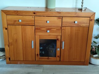 Mueble aparador madera maciza con cristal