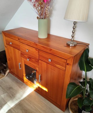 Mueble aparador madera maciza con cristal