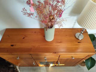 Mueble aparador madera maciza con cristal