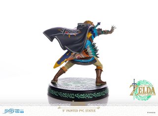 Estatua Link Zelda Tears of the Kingdom - NUEVA