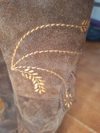 Botas Altas Marrones Talla 35