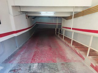 Garaje en venta en La Maternitat i Sant Ramon en Barcelona