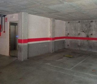 Garaje en venta en Altamira - Canaletes en Cerdanyola del Vallès