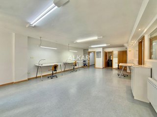 Oficina en alquiler en Griseras - Gardachales en Tudela