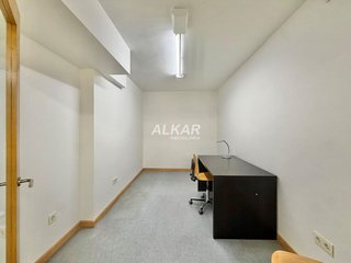 Oficina en alquiler en Griseras - Gardachales en Tudela