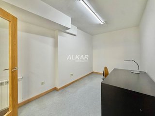 Oficina en alquiler en Griseras - Gardachales en Tudela