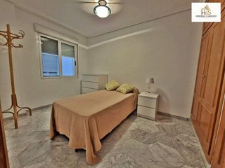 Piso en alquiler en Ensanche - Diputación en Alicante