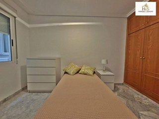 Piso en alquiler en Ensanche - Diputación en Alicante