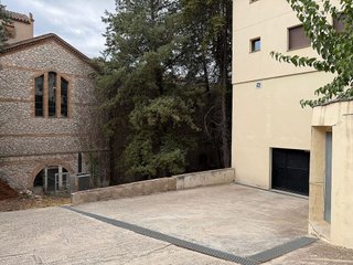 Garaje en alquiler en Cornudella de Montsant