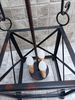 Farol de hierro forjado