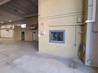 Nave industrial en alquiler en Pomar en Badalona