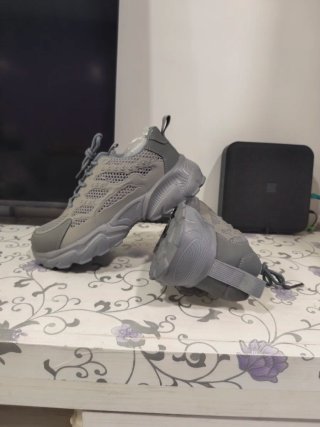 Zapatos de seguridad grises
