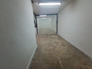 Nave industrial en venta en Centro en Alcobendas