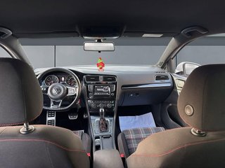 Volkswagen Golf GTI Performance 2.0 TSI DSG