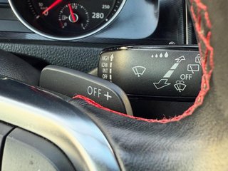 Volkswagen Golf GTI Performance 2.0 TSI DSG