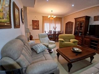Casa adosada en venta en Tomelloso