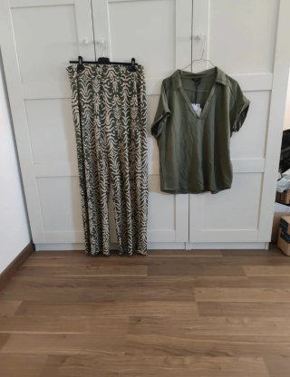 Conjunto de Camiseta y Pantalón cómodo