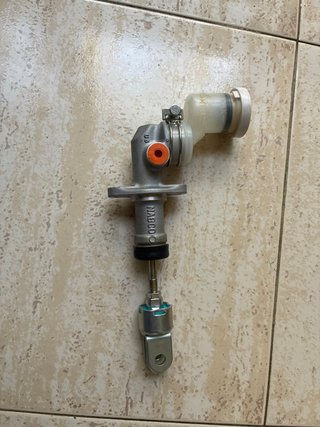 Cilindro Embrague Mitsubishi 2.8 piesa original