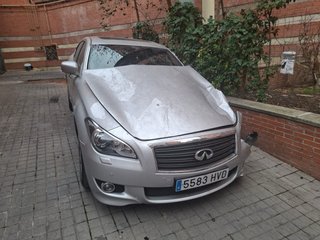 Infiniti M30 S 2013