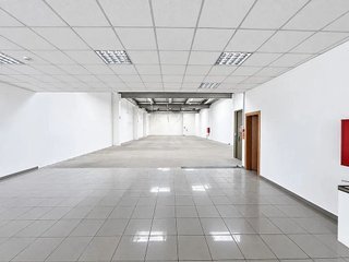 Nave industrial en alquiler en Port en Badalona