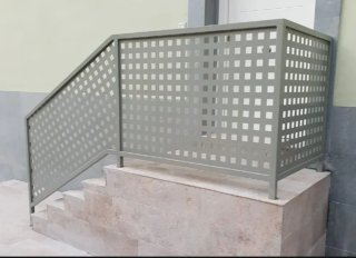 Arreglo de barandillas de balcón en Tortosa
