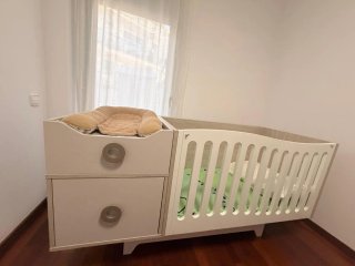 Cuna convertible para bebé
