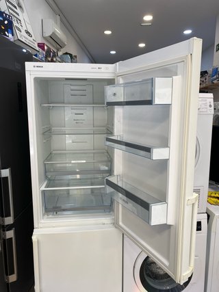 Lavadora secadora nevera  BOSCH garantía T