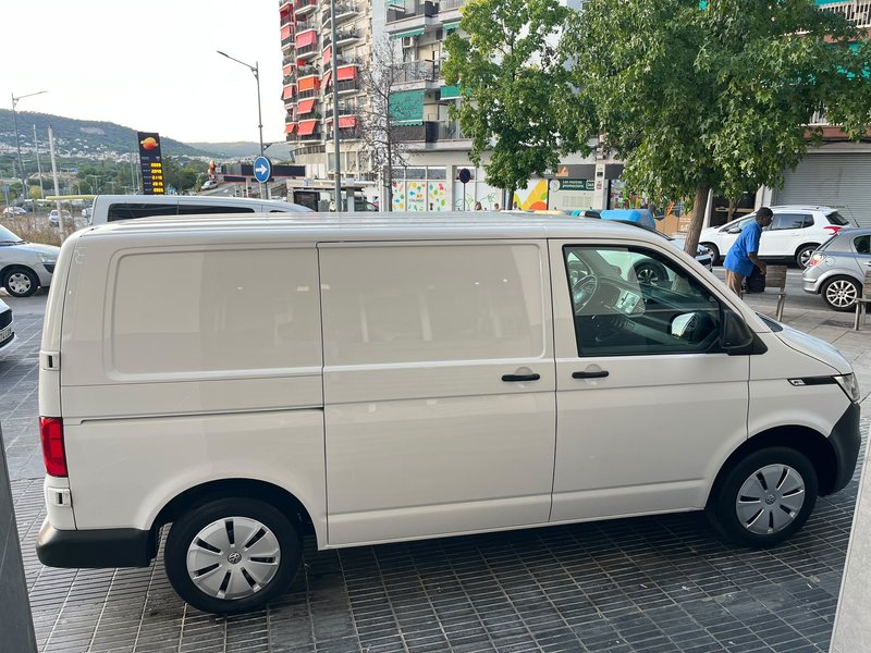 Volkswagen Transporter 2022, foto 6