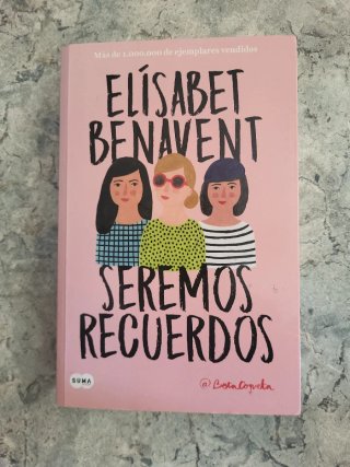 Seremos recuerdos / We Will Become Memories