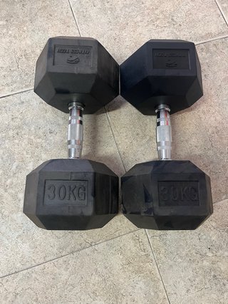 Par de Mancuernas Hexagonales 30kg