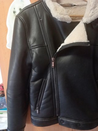 Chaqueta estilo aviador negra