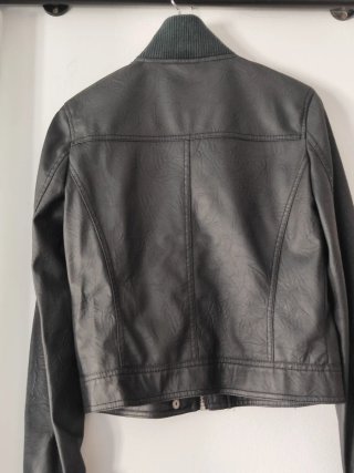 Chaqueta de Piel Ecológica Negra