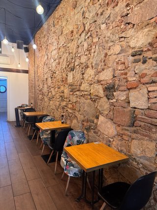 Traspaso licencia restaurante bar con cocina