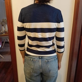 Jersey de rayas azul y blanco
