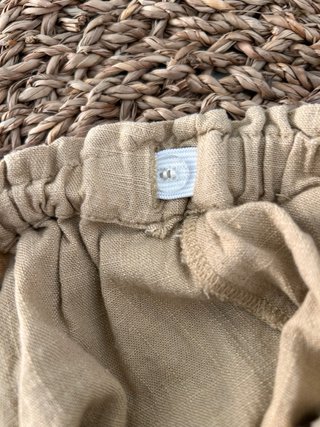 Pantalón corto Mayoral beige 12/18m