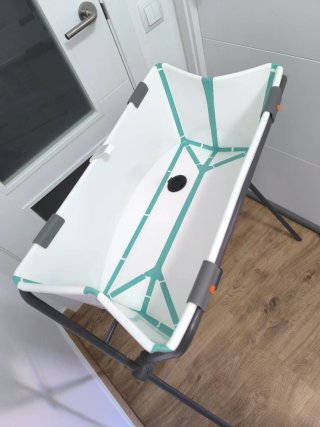 Bañera Infantil Stokke + patas + soporte bebes