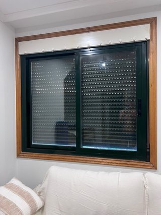 Ventana aluminio Climalit con persiana