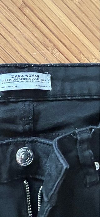 Pantalón vaquero Zara Woman, T-34