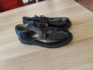 Zapatos de Charol Negros