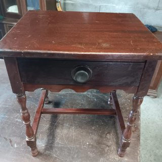 Mesita de madera para restaurar 45×38 altura 52