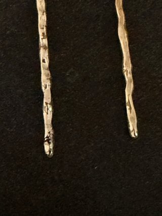 Pendientes largos plateados & Other Stories