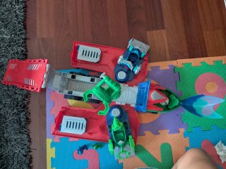 Set PJ Masks: Camión, 2 Vehículos y 2 Muñecos