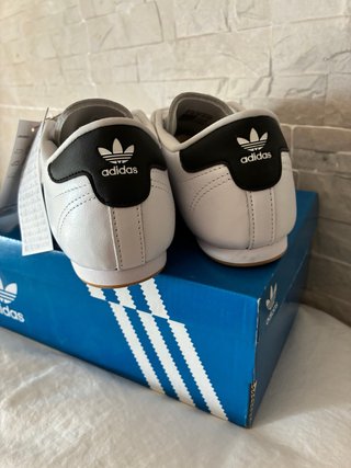 Adidas Zapatillas Blancas y Negras Talla 37