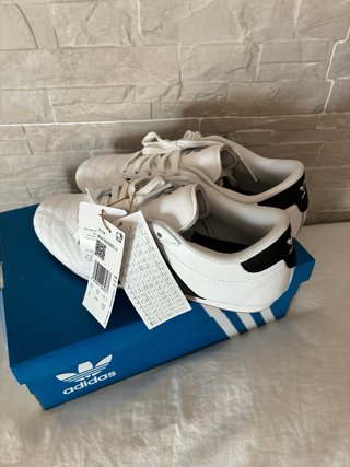 Adidas Zapatillas Blancas y Negras Talla 37