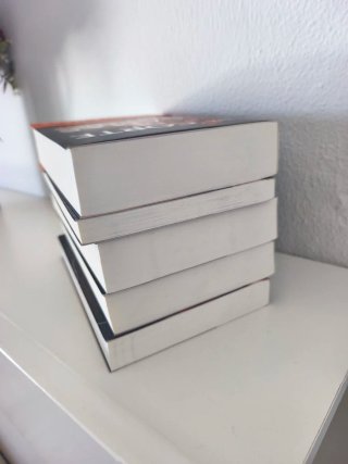 Una corte de rosas y espinas