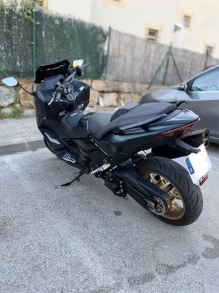 Yamaha T-MAX 560  techmax - Impecable - 14.800 km