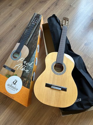 Guitarra Española Admira Pack Alba nuevo a estrena