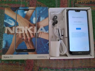 Nokia 7.1 Android One